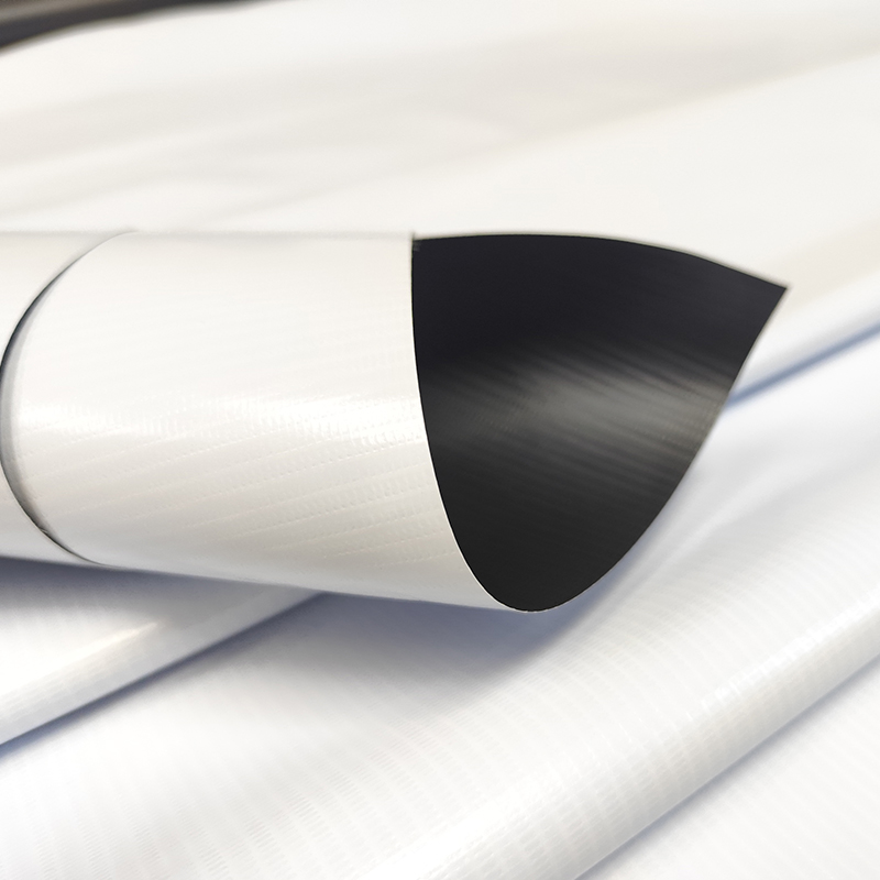 แสงสูง 50 ม. / 80 ม. ปิดกั้นแบนเนอร์ดิ้นสีดำ